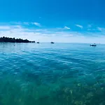 Moletto With Sea View 아파트