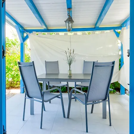 Moletto With Sea View Апартаменты