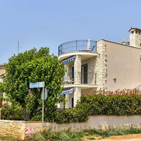 Moletto With Sea View Lovrečica