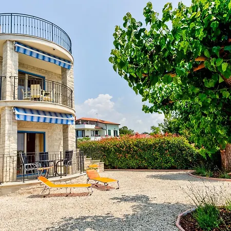 아파트 Moletto With Sea View *